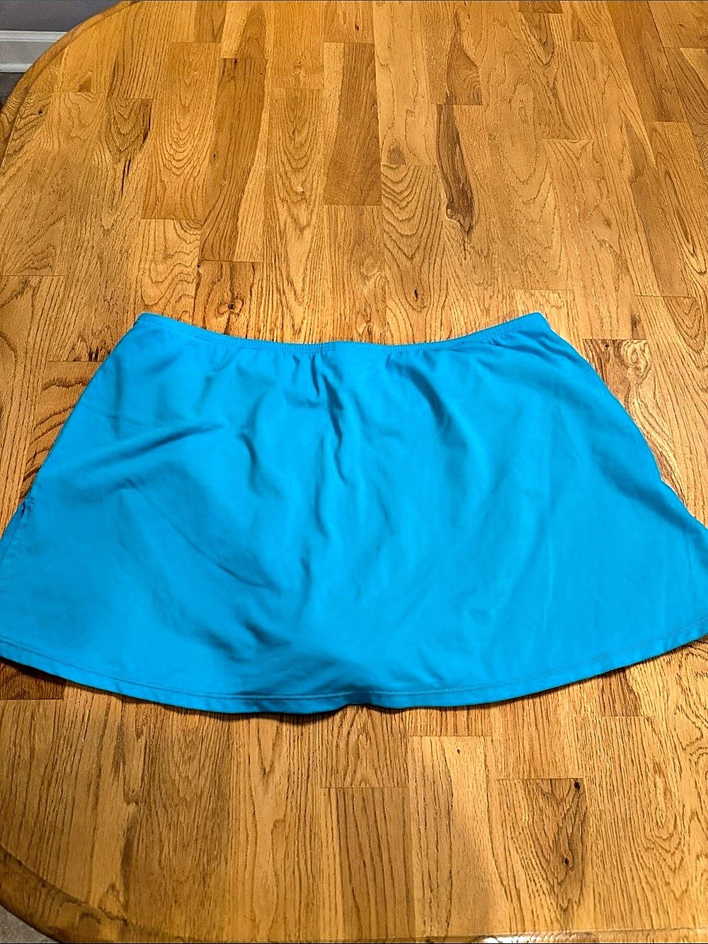 Beach House in turquoise.Like New